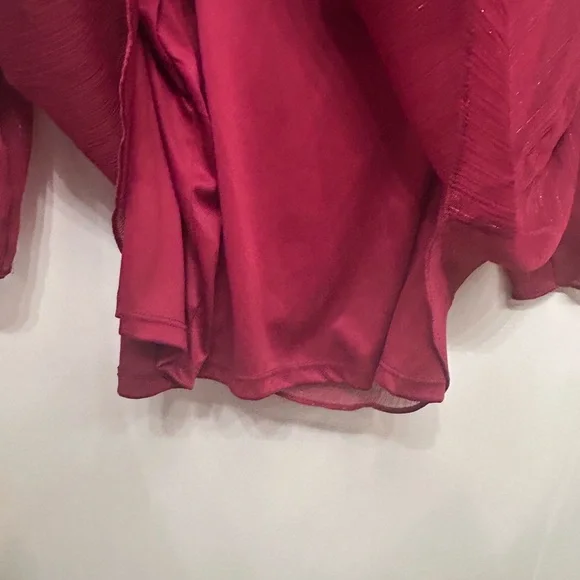 LC Lauren Conrad Women’s Wine colored 3/4 Flutter Sleeve Chiffon Top w Tank XXL - Picture 3 of 6
